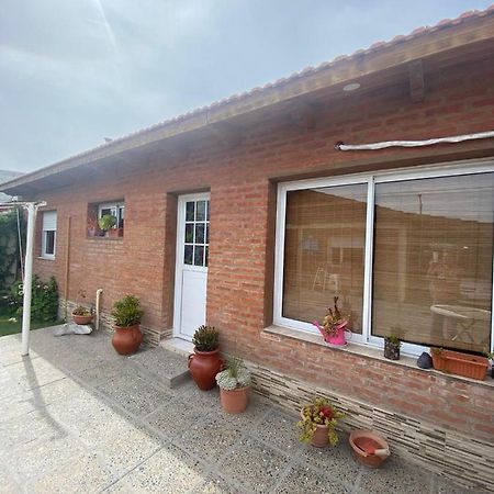 Departamento Trelew Appartement Buitenkant foto