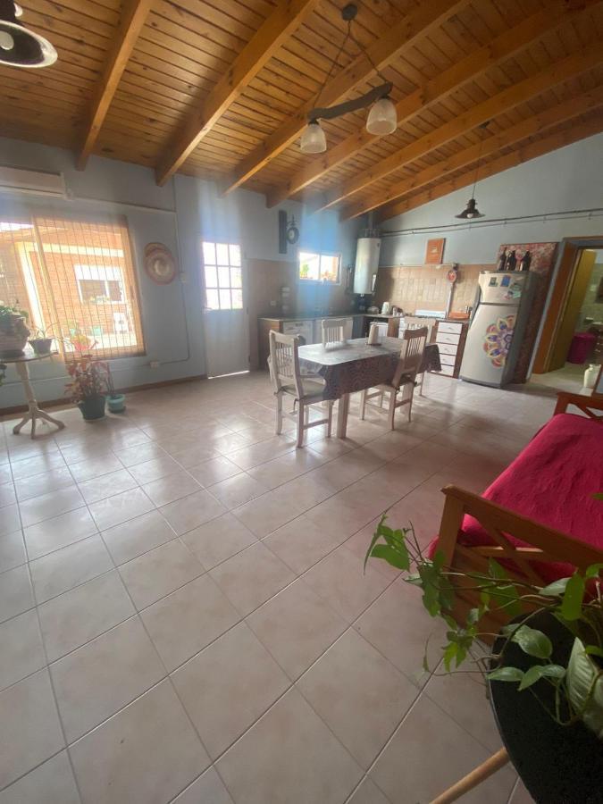Departamento Trelew Appartement Buitenkant foto
